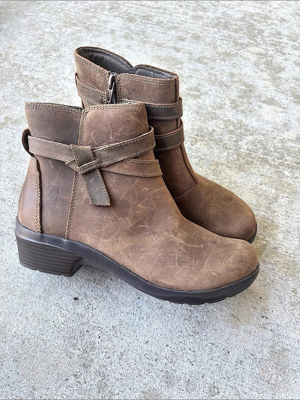 Clarks Angie Spice Women's Brown Ankle Boots US 8 D - Picture 2 of 12